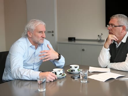 Rudi Völler und kicker-Reporter Frank Lußem