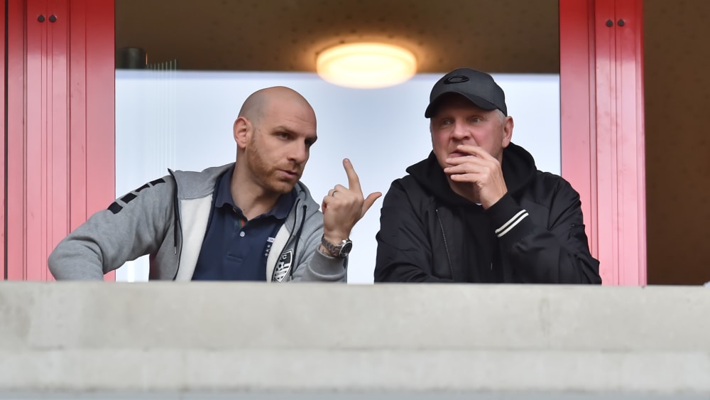 Müssen kurzfristig umplanen: Geschäftsführer Nikolas Weinhart (li.) und Manager Stefan Effenberg.