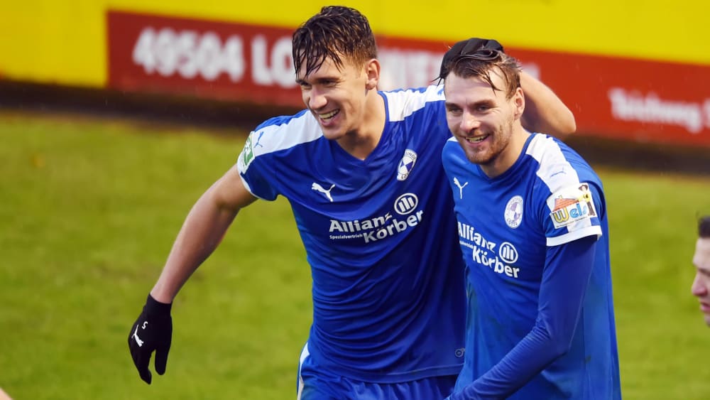 Schon lange Kollegen: Matthias Rahn und Jeron Al-Hazaimeh jubeln in einem Spiel vor vier Jahren.
