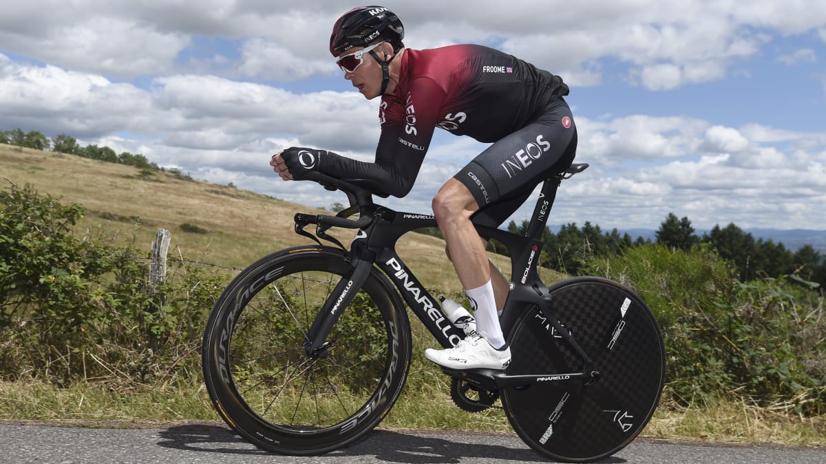 Sehr Schwerer Unfall Beim Naseputzen Bruche Und Tour Aus Fur Froome Radsport Kicker