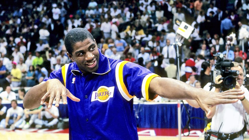 Ein Mann Ein Lacheln Ein Name Magic Wird 60 Basketball Kicker