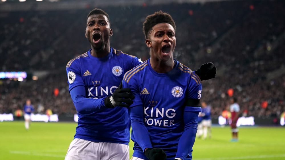 Iheanacho (l.) und Gray jubeln bei West Ham