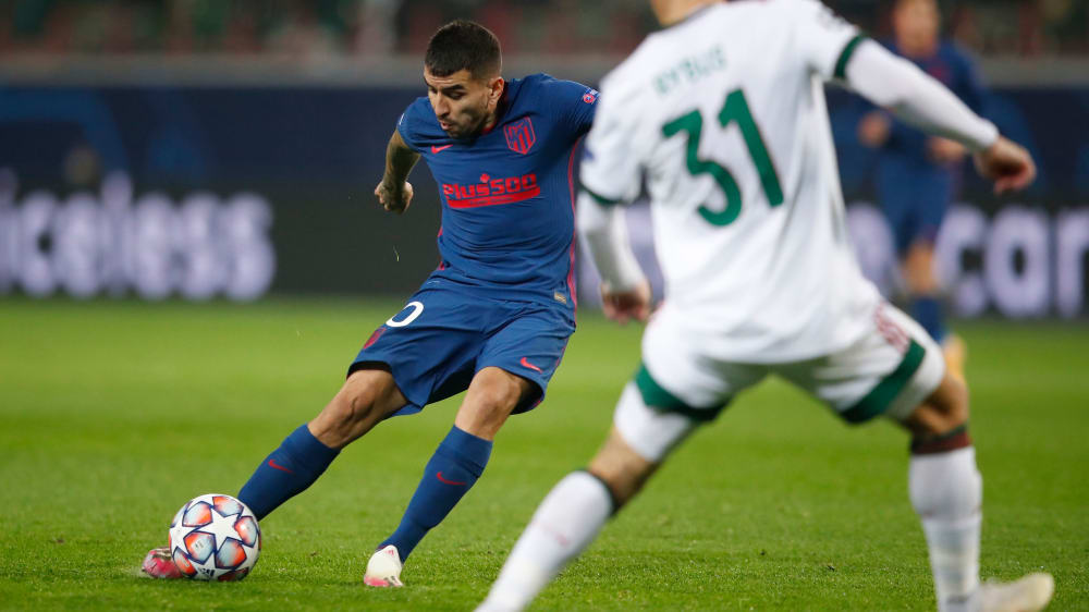 Atleticos Angel Correa traf nur die Latte.