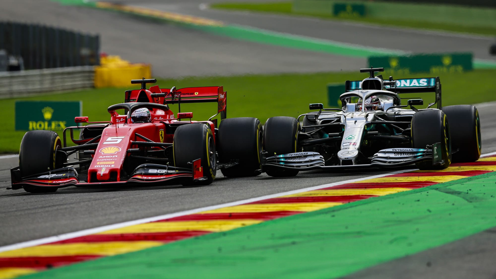 Hamilton duellierte sich in Belgien mit Vettel, landete am Ende auf Platz zwei.