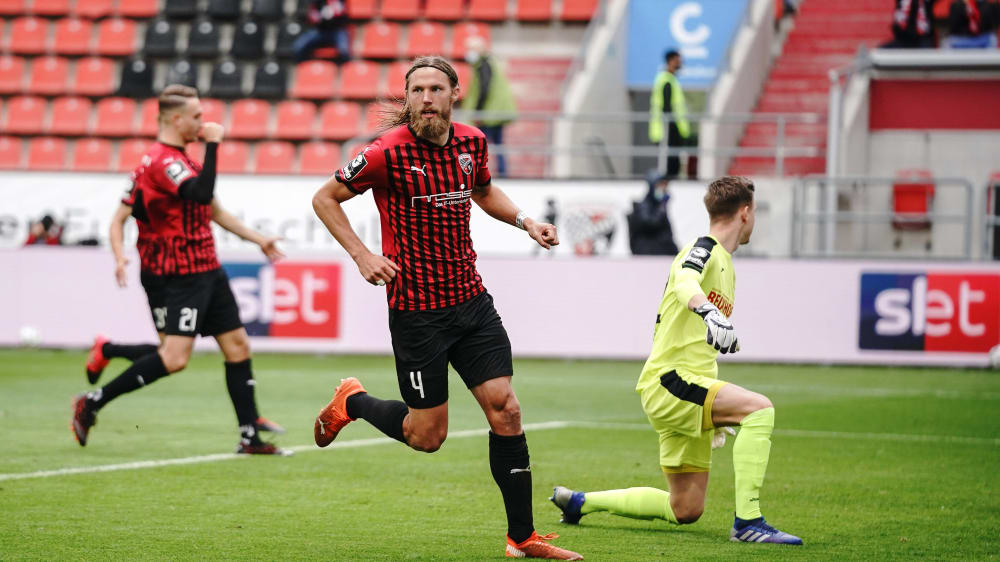 Ingolstadts Björn Paulsen markiert das 2:1-Siegtor gegen Verl.