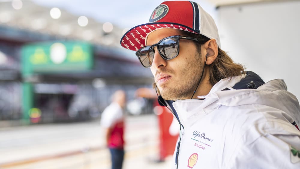 Hat bei Alfa Romeo verlängert: Der Italiener Antonio Giovinazzi.
