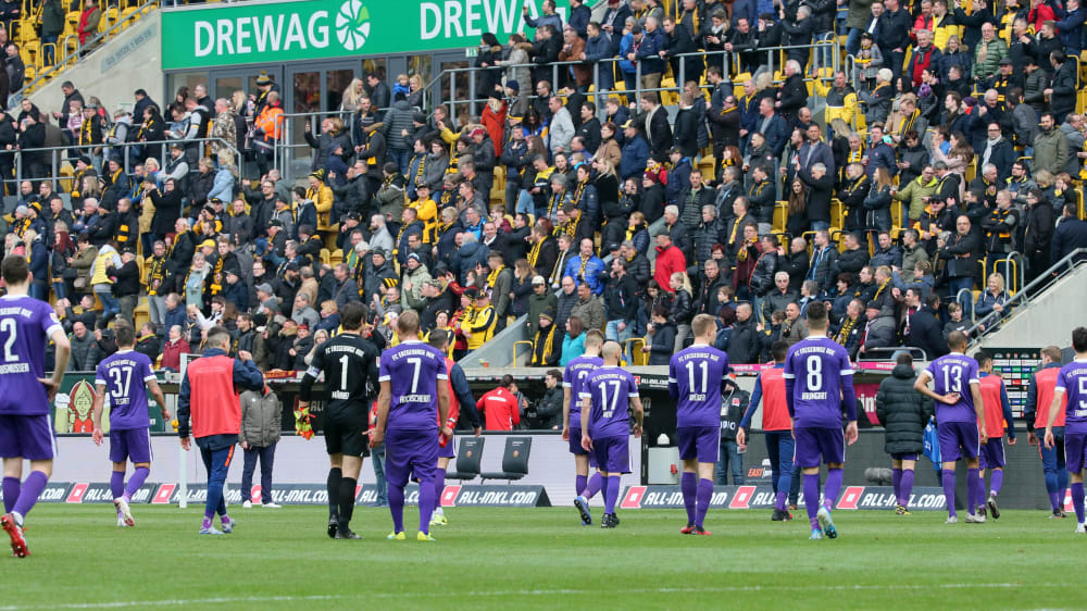 Zwei mit dem Coronavirus infizierte Fans haben sich gegen Dresden im Stadion aufgehalten.
