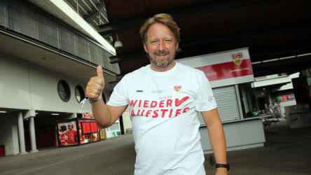 Sven Mislintat nach dem Aufstieg mit dem VfB am Sonntag