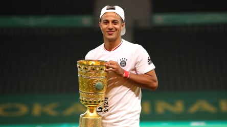 Zum vierten Mal DFB-Pokalsieger mit Bayern: Thiago.
