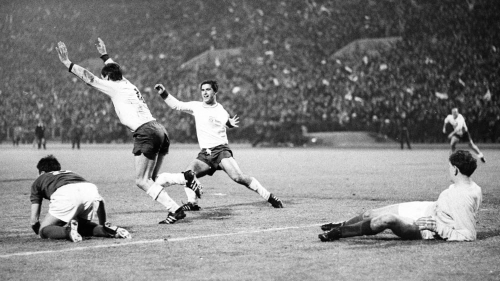1967 Finaltorschutze Roth Macht Bayern Zum Europapokal Sieger Kicker