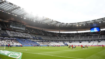 In die Stadien in Frankreich dürfen weiterhin nur 5000 Zuschauer.