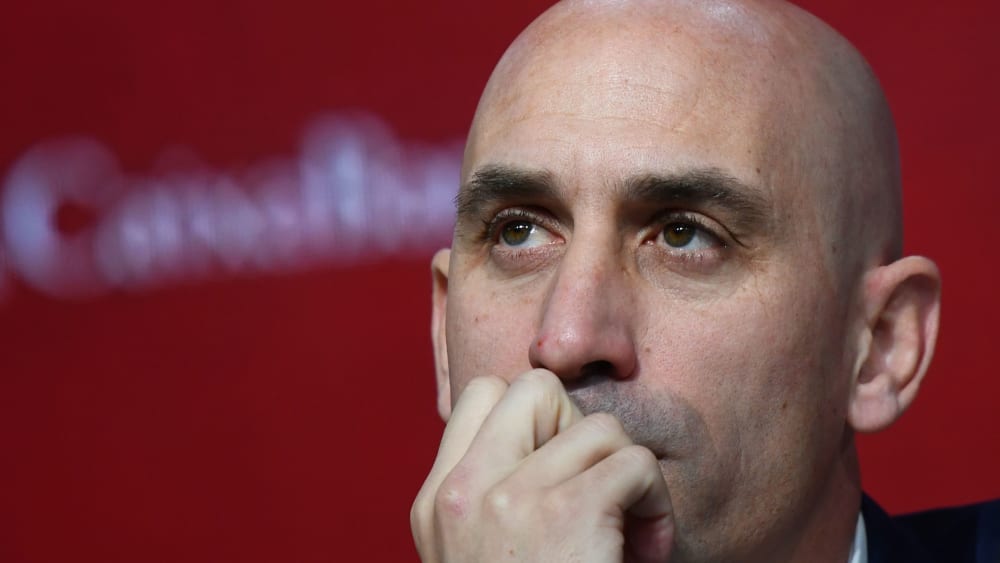 Gedankenspiele: RFEF-Pr&#228;sident Luis Rubiales kann sich eine Mammutliga in Spaniens Unterhaus vorstellen.