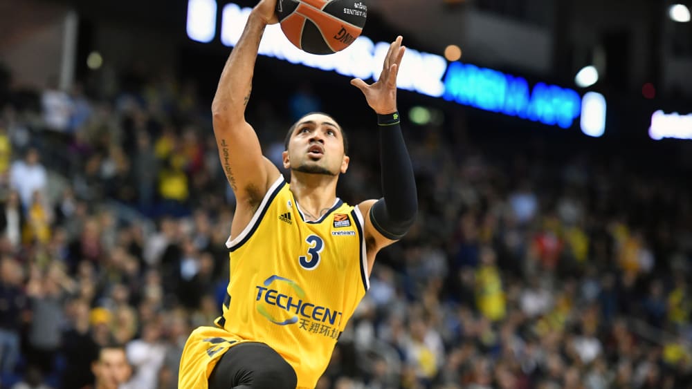 Berlins Point Guard Peyton Siva