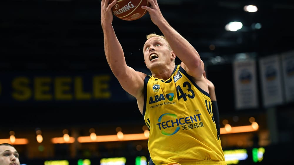 Luke Sikma