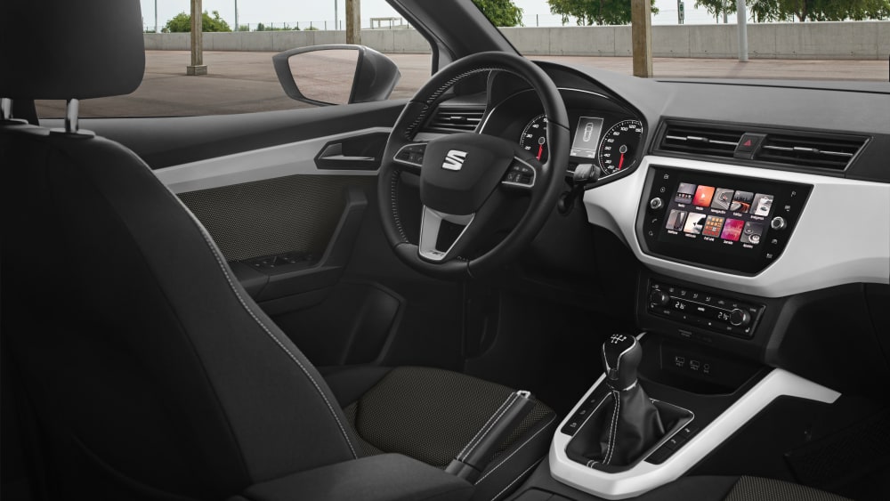 Seat Arona TGI Cockpit