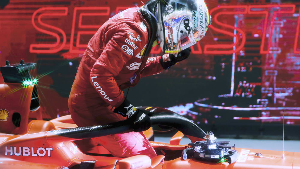 Ferrari-Pilot Vettel feierte im Stadtstaat seinen ersten Saisonerfolg.