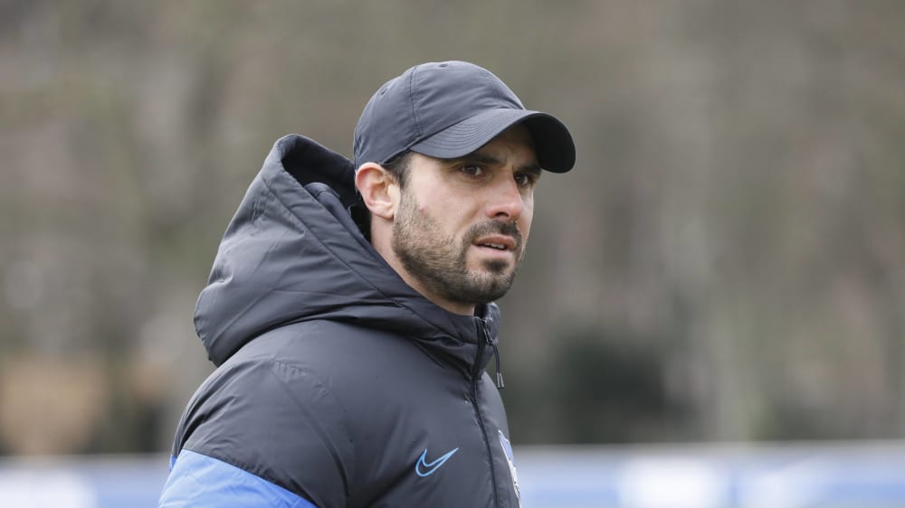 Kam zunächst als Mitglied des Trainerteams unter Jürgen Klinsmann und wurde später vorübergehend zum Chefcoach ernannt: Alexander Nouri.