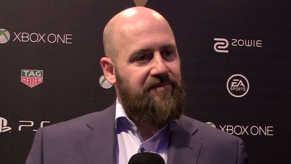 Andreas Heyden, Geschäftsführer DFL Digital Sports im Gespräch mit kicker eSport.