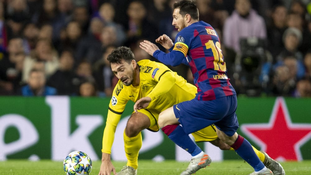 Ausgetanzt: Mehrfach zog Mats Hummels (li.) gegen Lionel Messi den Kürzeren.