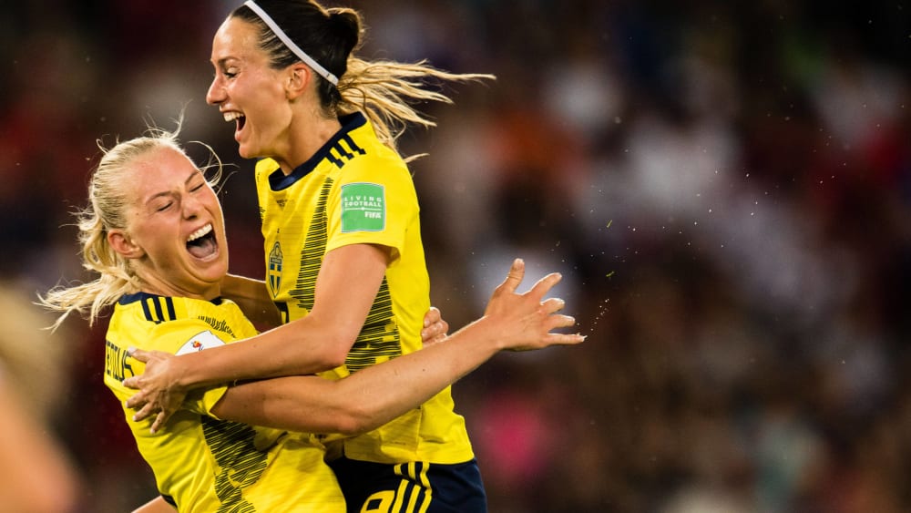Stina Blackstenius (links) und Kosovare Asllani