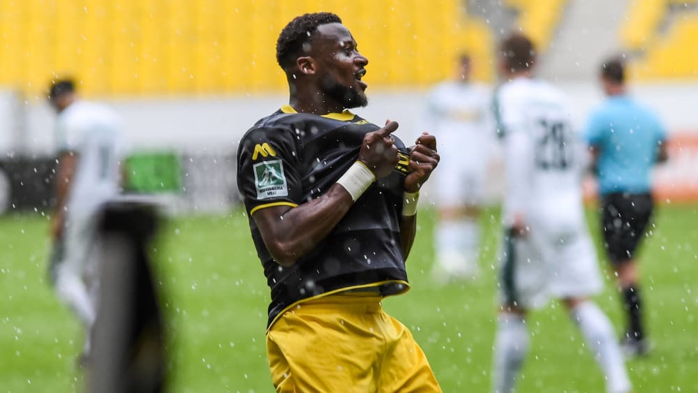 Von Alemannia Aachen zu Sonnenhof Großaspach: Dimitry Imbongo Boele.