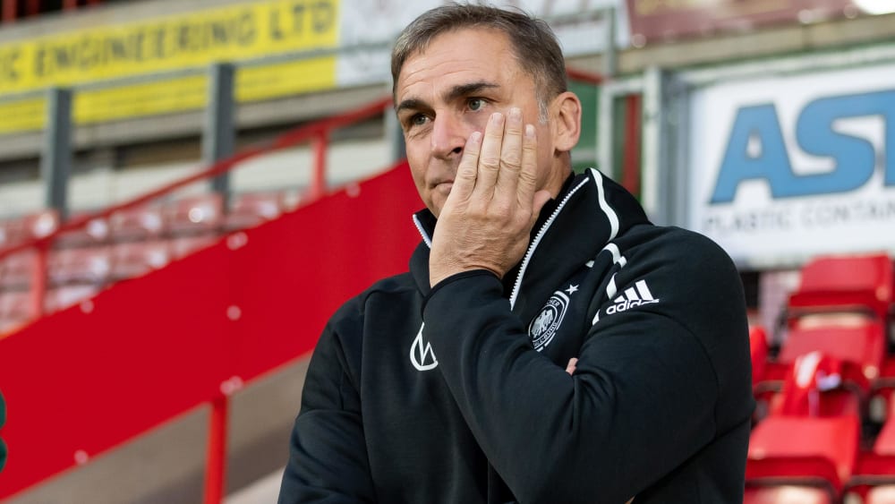 Mahnt vor der Entwicklung bei der U 21: Nationaltrainer Stefan Kuntz.
