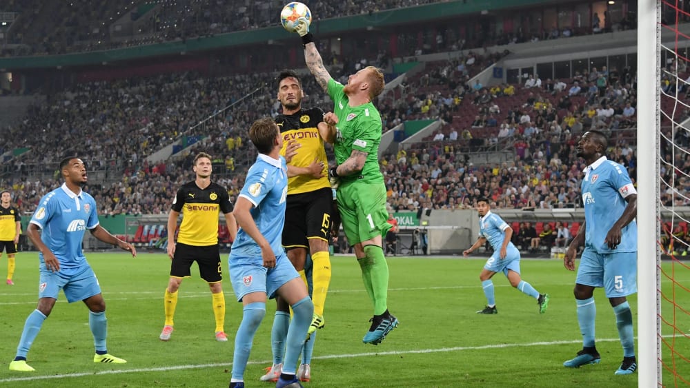 Lukas, Königshofer, Mats Hummels