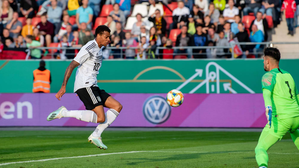 Schreckgespenst: Wolfsburgs Lukas Nmecha erzielte gegen Griechenland einen Treffer und holte zudem einen Platzverweis raus.
