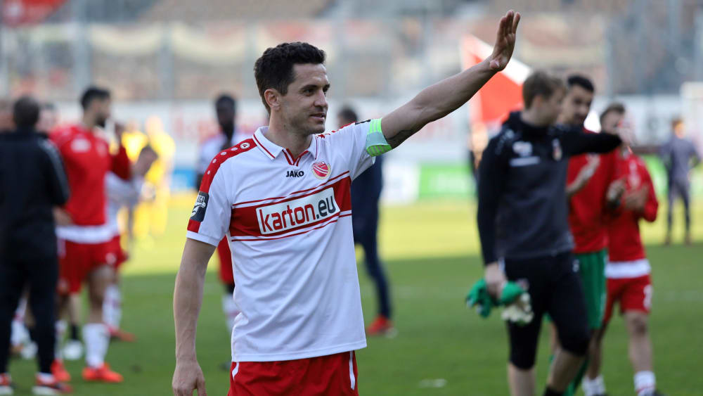 Mit 36 Jahren ist noch nicht Schluss: Dimitar Rangelov bleibt in Cottbus.
