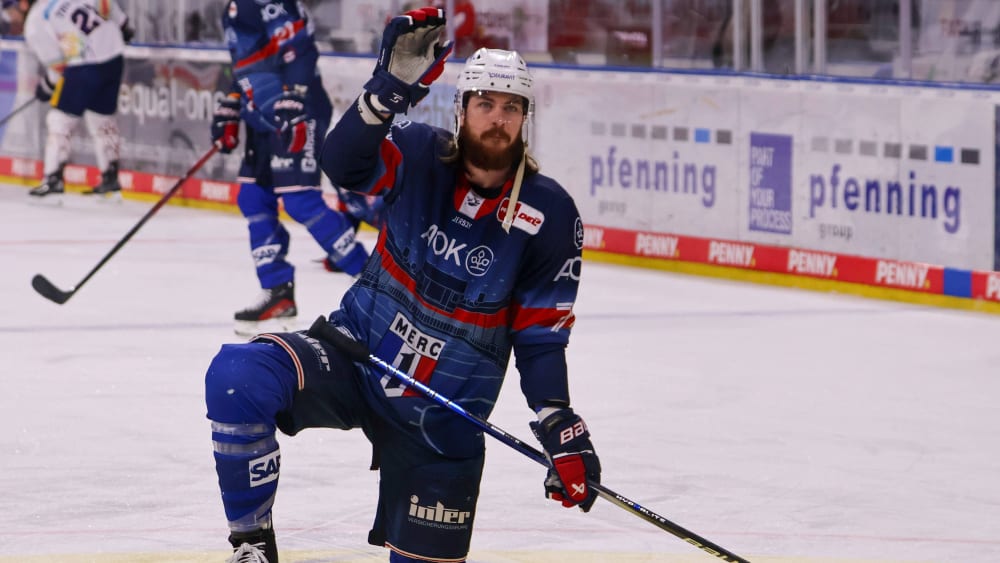 DEL-Ticker-Adler-verpflichten-Verteidiger-Renouf