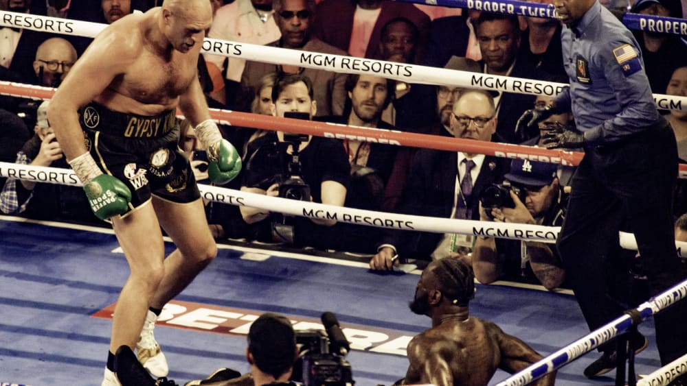 Es kommt zum nächsten Schlagabtausch: Tyson Fury und Deontay Wilder (unten).