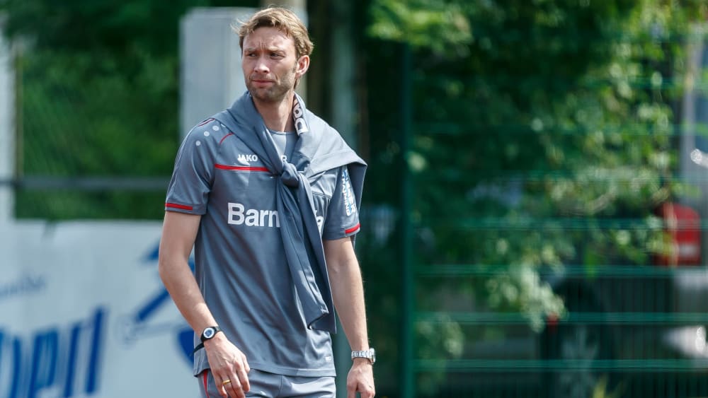 Kennt den Tivoli: Leverkusens Sportdirektor Simon Rolfes.