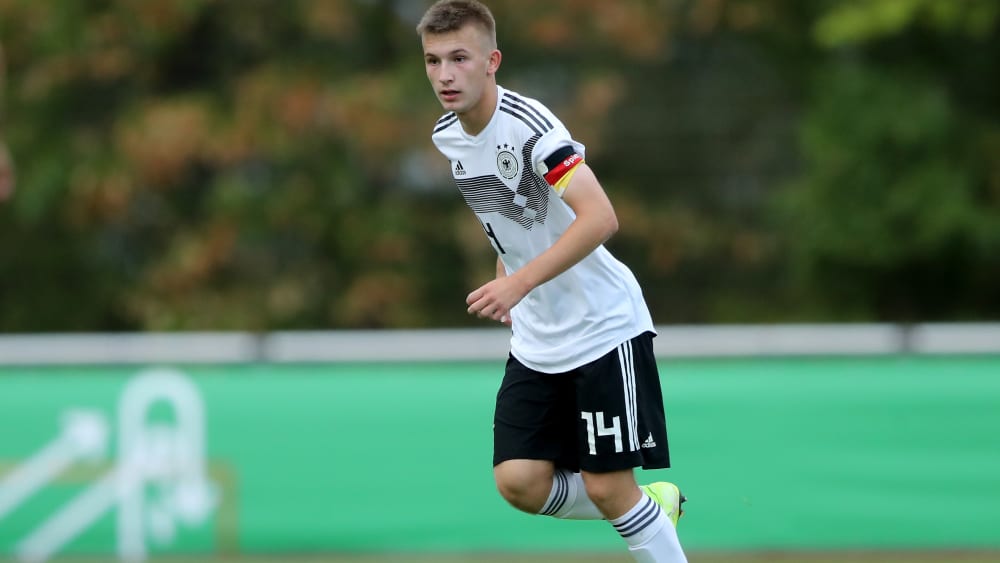 Torben Rhein stellte früh die Weichen für die deutsche U 17 im Spiel gegen Kasachstan.
