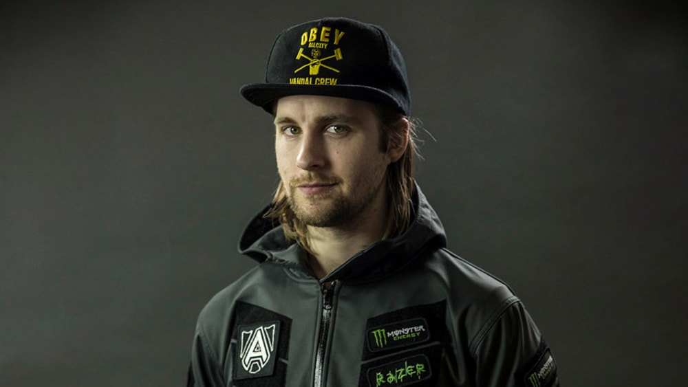 Jonathan 'Loda' Berg kritisiert die Untergangsstimmung und lobt die Szene.
