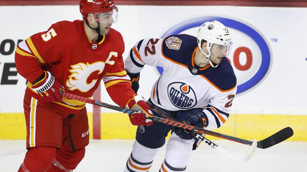 Tobias Rieder, Mark Giordano (li.)