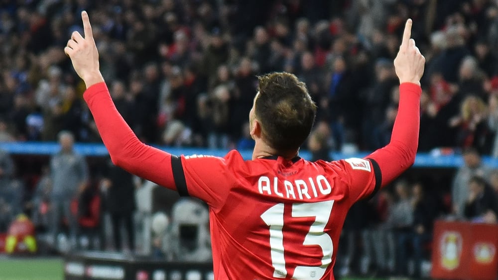 Lucas Alario ist Profi von Bayer 04 Leverkusen.