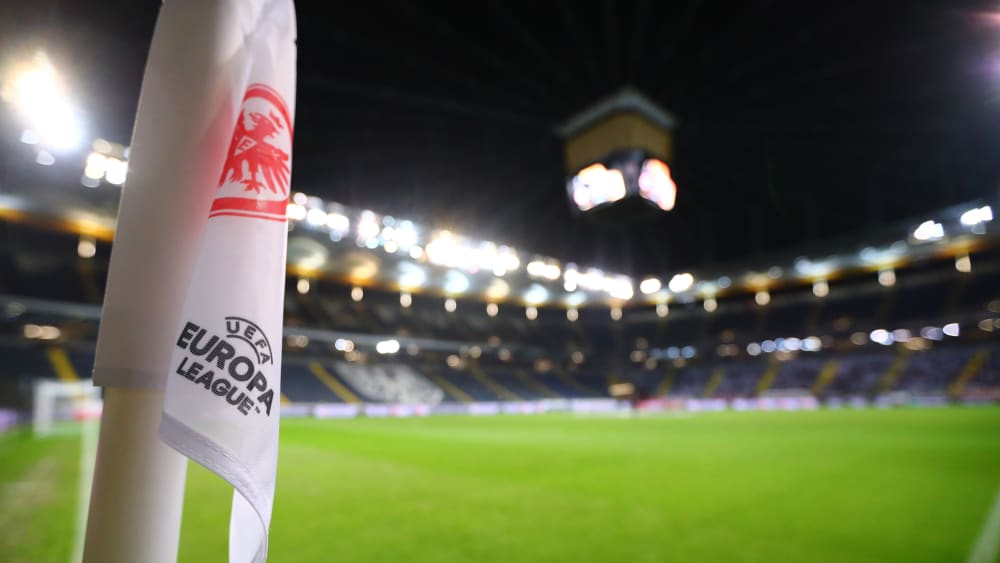Eintracht Frankfurt gedenkt der Opfer von Hanau - kicker