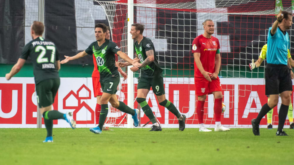In der Verlängerung drehte Wolfsburg mit zwei schnellen Toren auf.