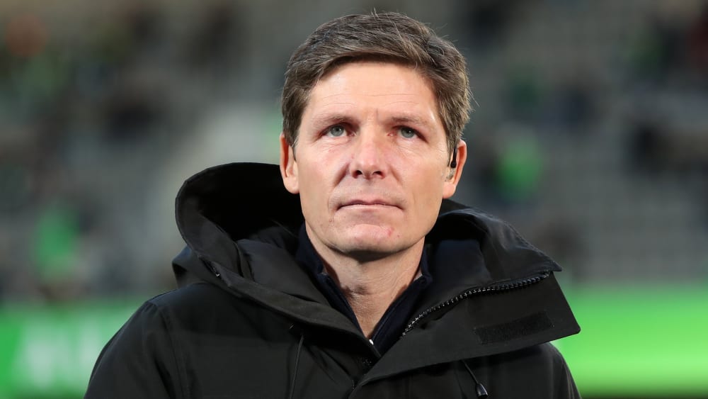 Wolfsburgs Trainer Oliver Glasner ist zufrieden