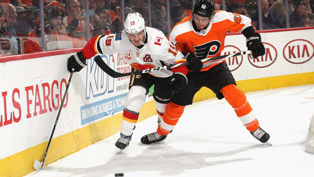 Matthew Tkachuk (li.), Justin Braun