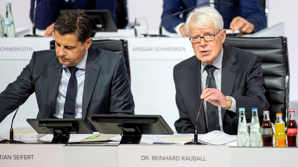 Christian Seifert und Reinhard Rauball am Mittwoch in Berlin