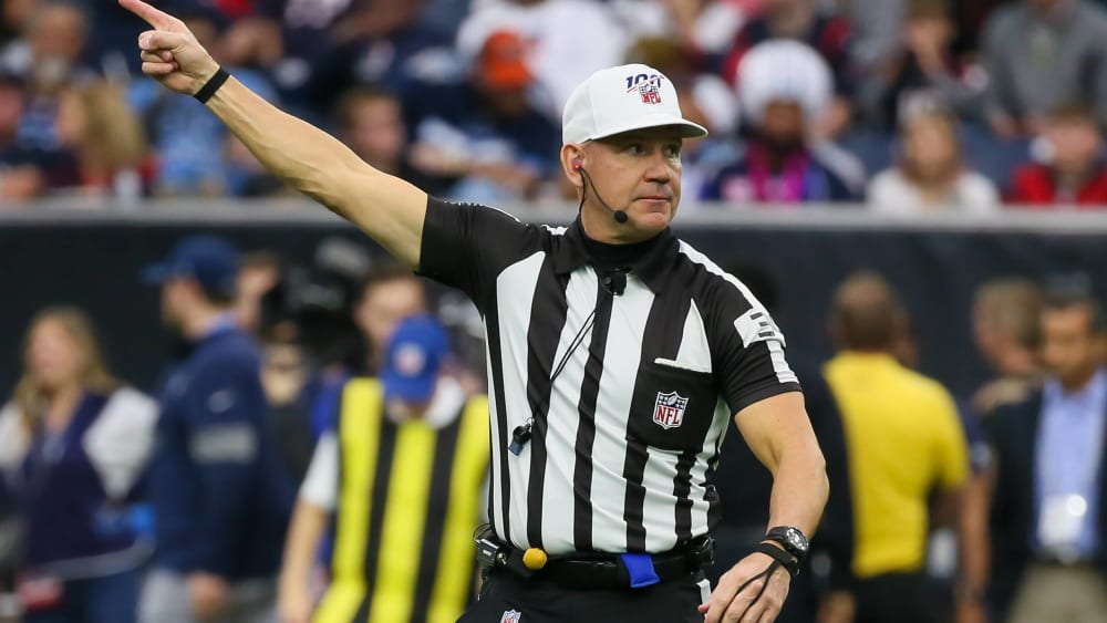 Clete Blakeman ist Schiedsrichter in der NFL.