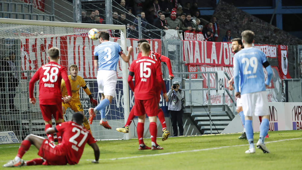 Niklas Hoheneder (#3)