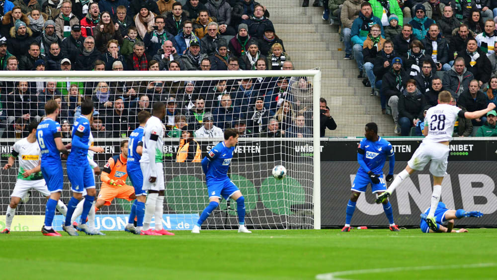 Matthias Ginter (re.)