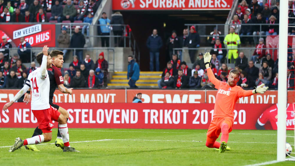 Niederlechner trifft zum 0:1