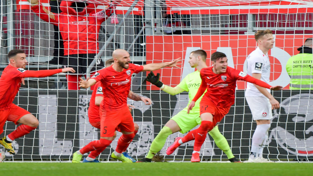 Jubelnde Schanzer