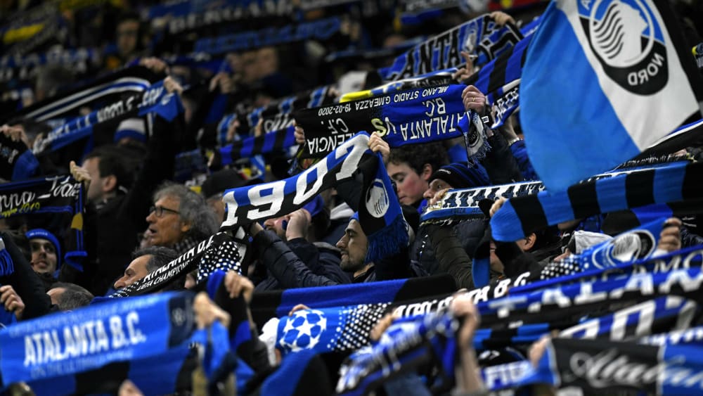Hier zeigen sich Fans von Atalanta Bergamo.