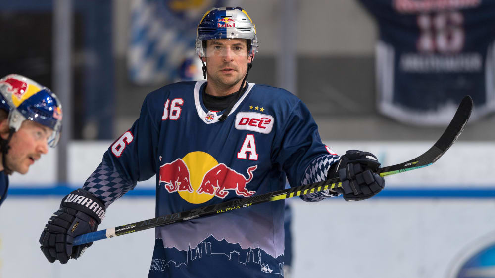 Yannic Seidenberg vom EHC Red Bull München zieht in einen illustren Zirkel ein.