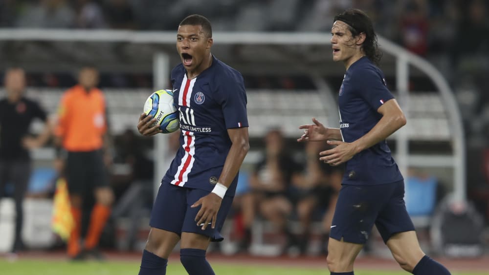 Mbappé und Cavani (re.) jubeln