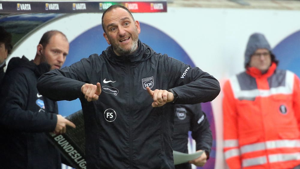 Frank Schmidt empfängt mit dem 1. FC Heidenheim den 1. FC Nürnberg.